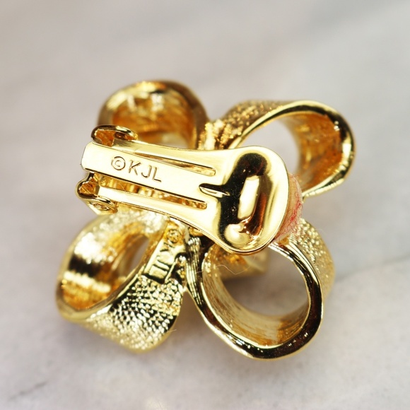 Vintage Kenneth Jay Lane 3-D Bow Clip-On Earrings - Picture 8 of 16